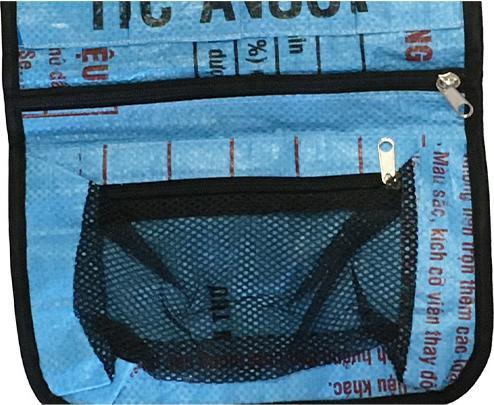 Image du produit Bekos Upcycling - Sac de toilette à suspendre en sacs d'aliments pour poissons recyclés vert