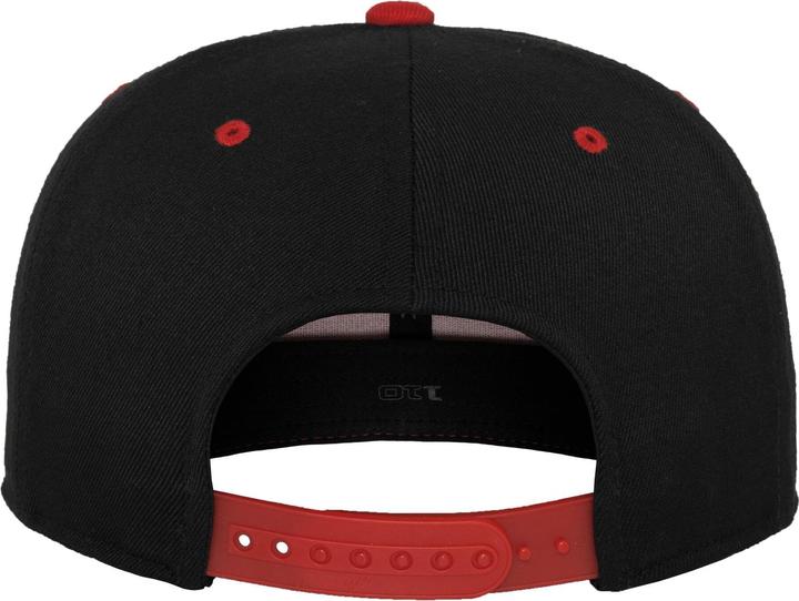 Actual product image Flexfit 110 Fitted Snapback (One size)