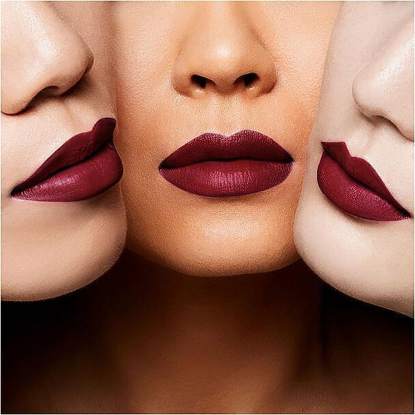 Image du produit Tom Ford Lip Velvet Cherry (Rouge foncé)