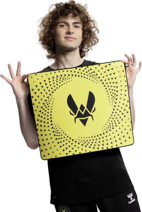 Actual product image CHERRY xtrfy GP5 Vitality Yellow