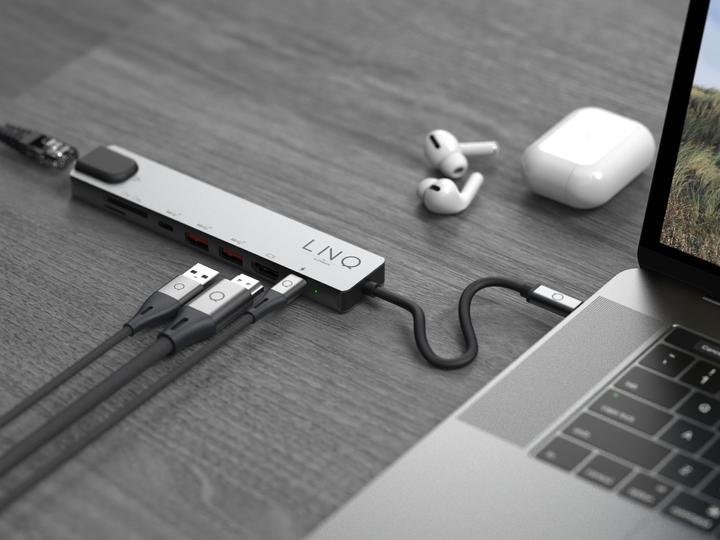 Actual product image LINQ Connects 8 in 1 Hub Pro (USB-C, 1 Ports)