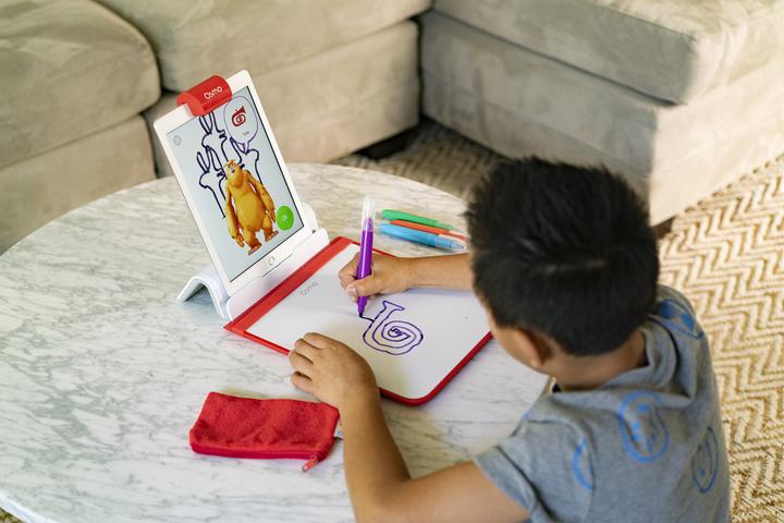 Actual product image Play Osmo Creative Starter Kit for iPad 2019 (German)