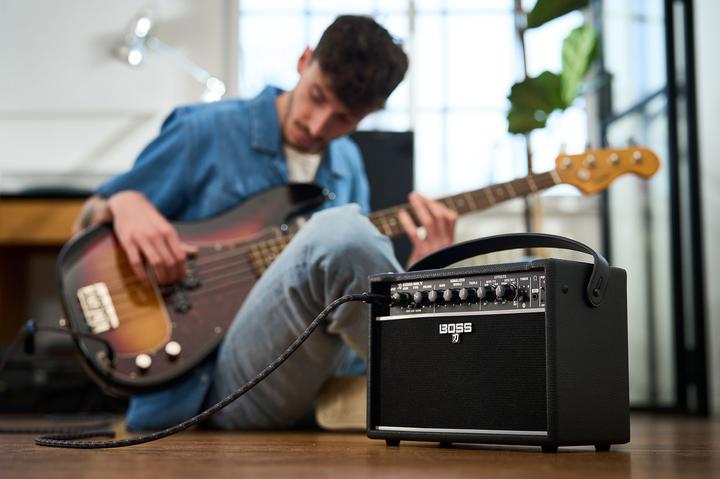 Actual product image BOSS Ktn-Mini X (Guitar, 10 W)