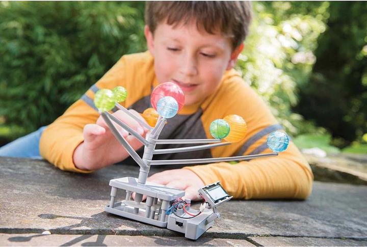 Actual product image 4M Kit for a hybrid powered solar system model Gree