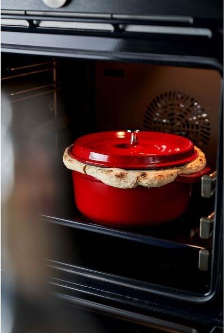 Actual product image Staub Cocotte (24 cm, Casserole + Stewpot, Cast iron)