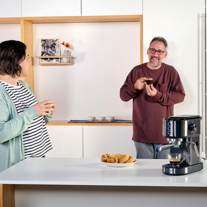 Produktbild Black & Decker Kolbowy ekspres do kawy Black+Decker BXCO1350E (EU-Stecker)
