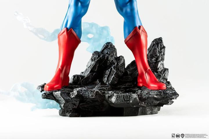 Actual product image Pure Arts Superman PX PVC Statue 1/8 Superman Classic Version 30 cm
