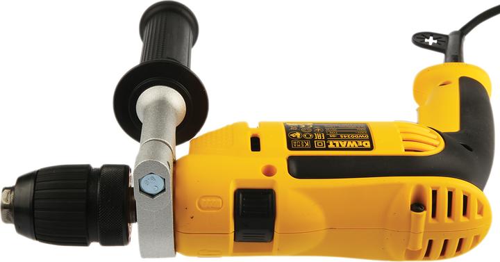 Actual product image DeWalt 650W 13mm percussion drill keyless chuck (Electrical connection)