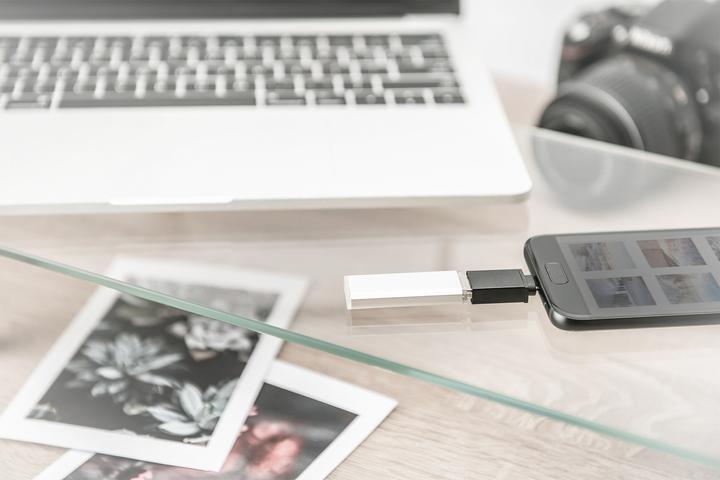 Image du produit Digitus AK-300506-000-S (USB-A, USB-C, 19.70 cm)