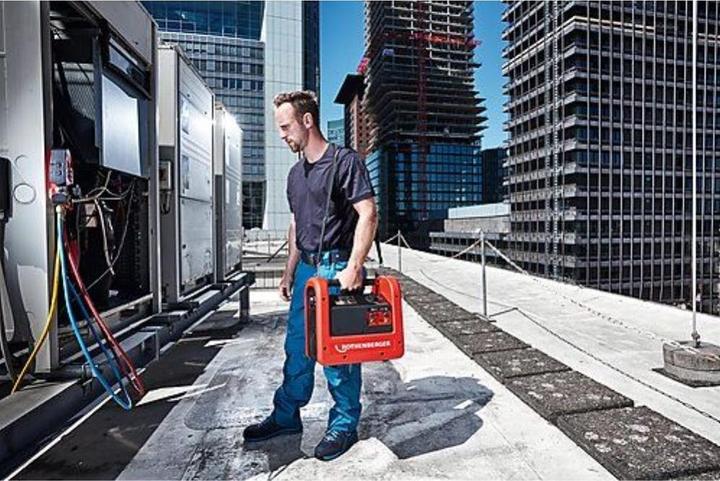 Produktbild Rothenberger Vakuumpumpe ROAIRVAC R32 1.5 Fördermenge 42 l/min 10,1 kg 42 l / min 230 / 50 V / Hz