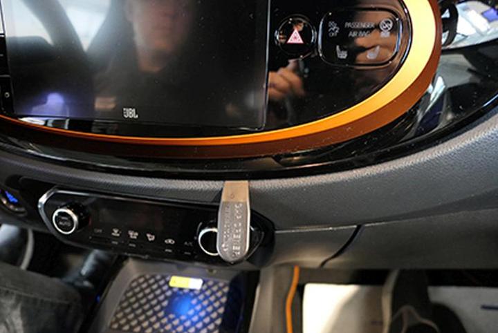 Produktbild Brodit Clip Toyota Aygo Bj. 23