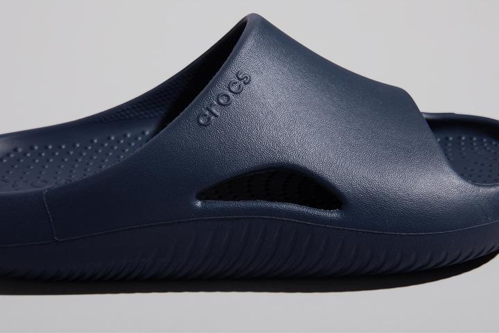 Actual product image Crocs Mellow Recovery Slide (43, 43.5, 44, 43 1/3)