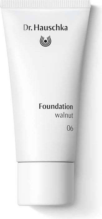 Actual product image Dr. Hauschka Foundation 06 walnut 30 ml (06 Walnut)