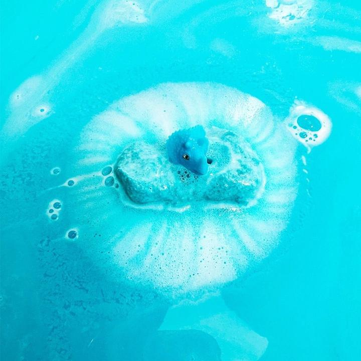 Actual product image Zimpli Kids Zimpli Baff Bombz Surprise Dino Figure, Large Bath Bomb (Bath bombs)