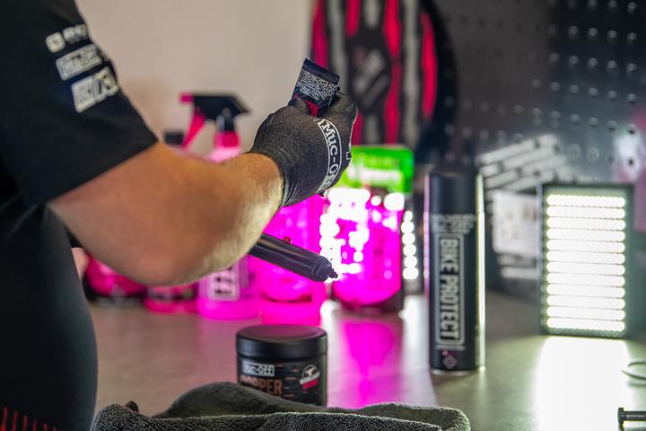Produktbild Muc-Off Carbon Gripper (75 ml, Montagepaste)