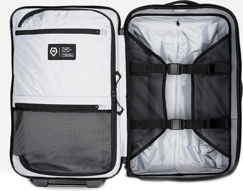 Actual product image Wandrd Transit Carry On Roller Bag (40 l)