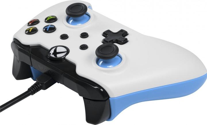 Actual product image PDP Wired Controller (PC, Xbox Series S, Xbox Series X, Xbox One S)