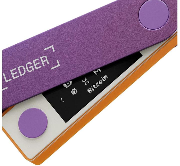 Image du produit Ledger Nano X Retro Gaming (Bitcoin, Ethereum Classic, Cardano, TRON, Dogecoin, Ondulation, Lithécoïne, Bitcoin cash, éther, Stellaire, Monero)