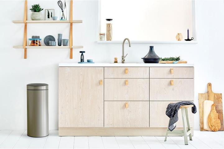 Produktbild Brabantia Touch Bin (30 l)