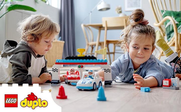 Image du produit LEGO Voitures de course (10947)
