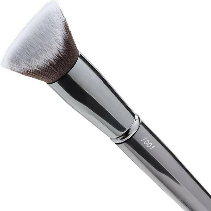 Actual product image Maiko LUXURY GREY brocha de precisión para base 1001 1 u (Foundation)