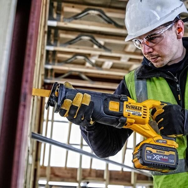 Actual product image DeWalt DCS389X2-QW reciprocating saw 3000 SPM