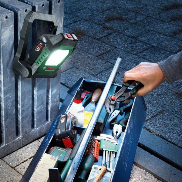 Produktbild Bosch Professional Akku-LED-Arbeitsleuchte (2100 lm)