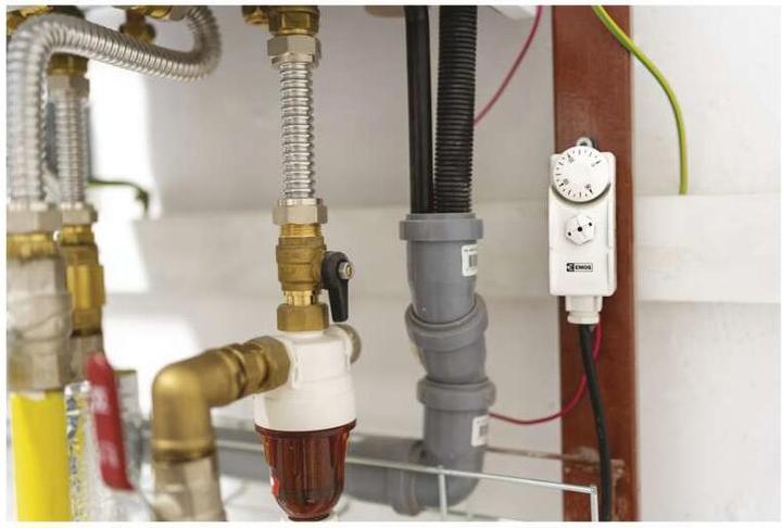 Actual product image Emos Contact thermostat with remote sensor P5682, manual