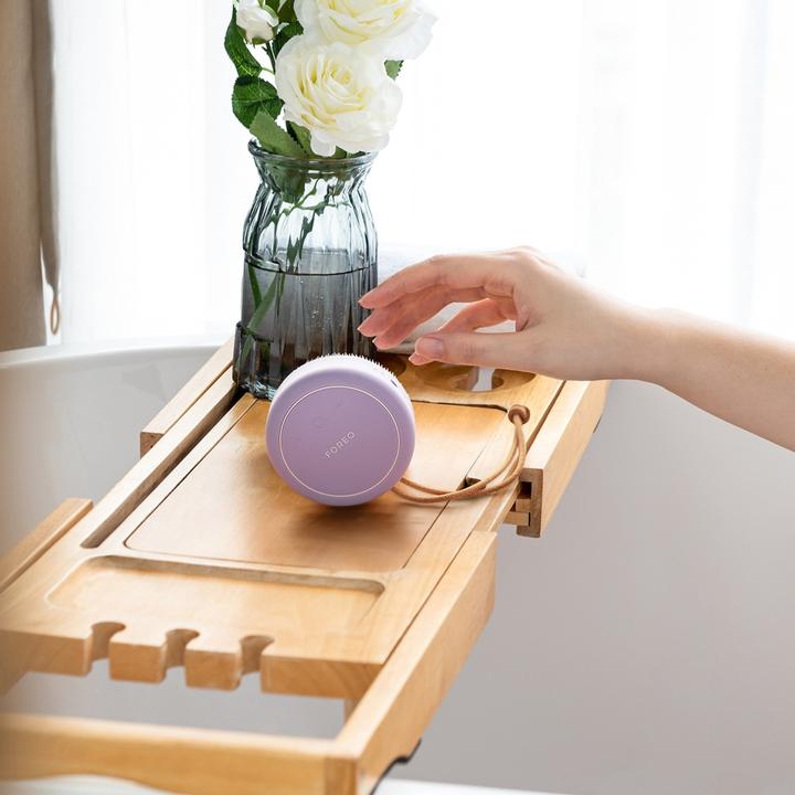 Produktbild Foreo LUNAâ¢ 4 body KÃ¶rperreinigungs- und MassagegerÃ¤t fÃ¼r alle Hauttypen