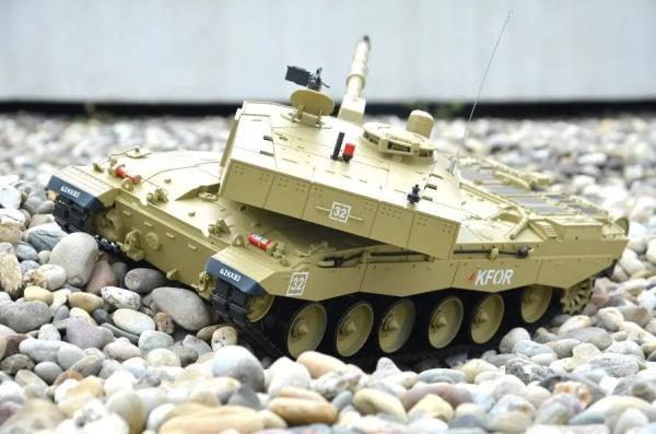 Produktbild Es-toys Heng Long RC Panzer 1:16 Challenger 2 (RTR Ready-to-Run)