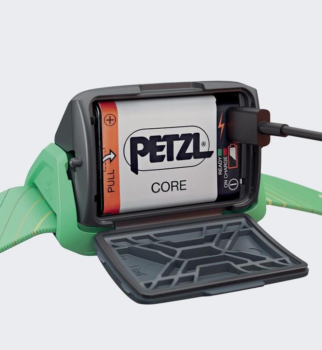 Produktbild Petzl Tikka Core Aufladbare Stirnlampegrün (450 lm)