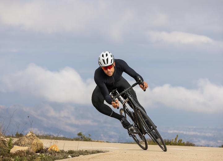 Actual product image Lazer Sport Strada (52 - 56 cm)