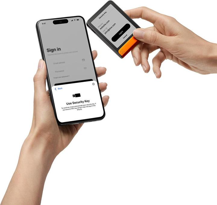 Actual product image Ledger Flex - Bitcoin Orange inkl.Recovery Key (Bitcoin, Ethereum Classic)