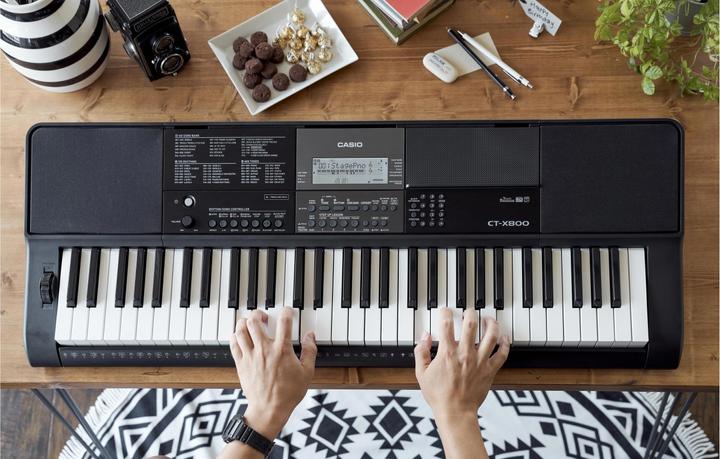 Actual product image Casio CT-X800 (61 Keys)