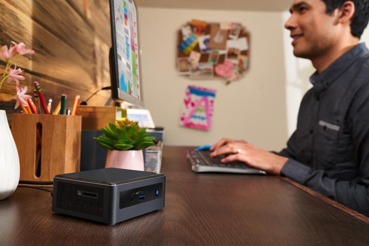 Immagine prodotto Intel Kit prestazioni NUC 10 - NUC10i5FNHN (Intel Core i5-10210210U)