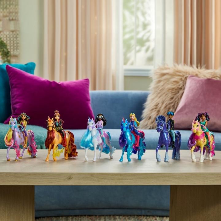 Produktbild Unicorn Academy - Sophia und Einhorn Wildstar (mit echter Mähne und Schweif sowie Bürste)