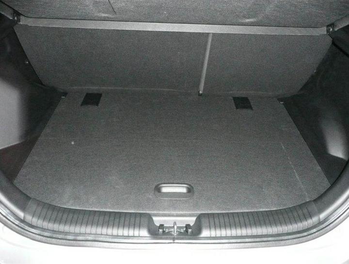 Produktbild Aristar Kofferraumwanne für Hyundai ix20 ab 2010 bis heute (erhöhte Ladefläche)