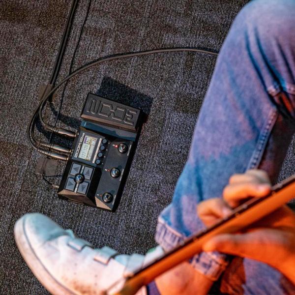 Actual product image Zoom G2X Four multi-effect unit with jack cable (Guitar)