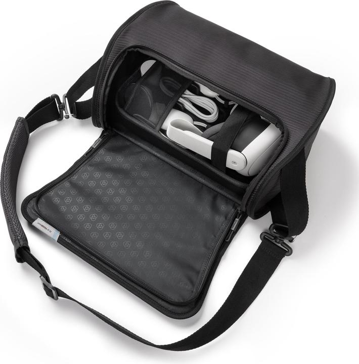 Actual product image PowerA Carrying & Cleaning Kit - Black (Meta Quest)