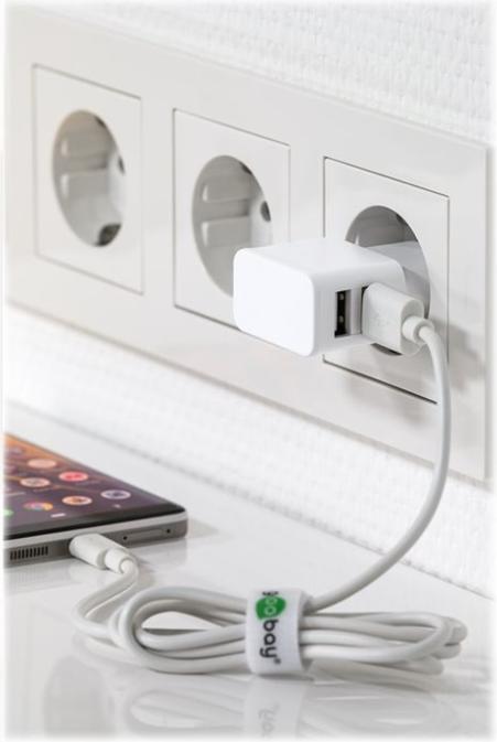 Produktbild Goobay Dual USB-A Ladegerät mit Apple Lightning Kabel (12 W)