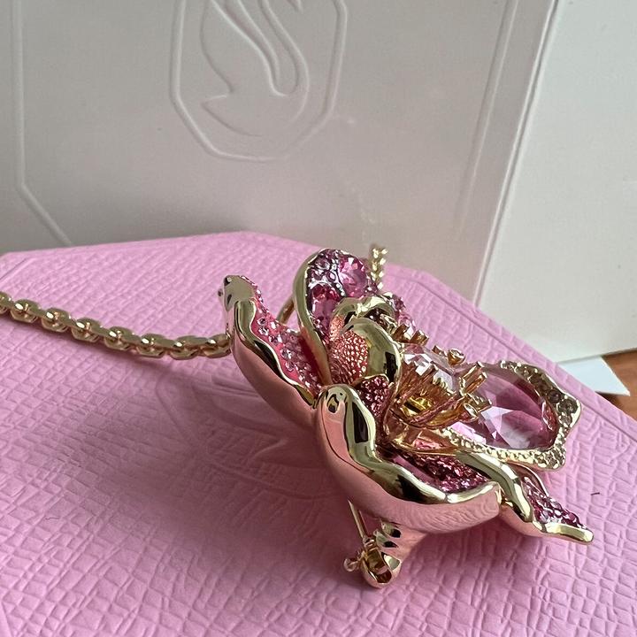 Produktbild Swarovski Florere Halskette Anhänger und Brosche Pavé Blume Rosa Gold (Metall)