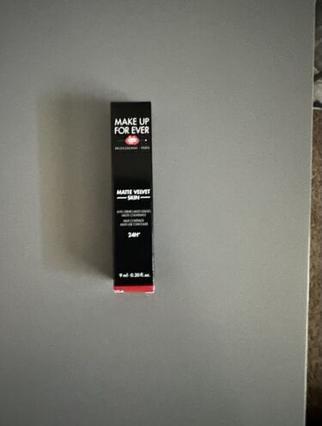 Actual product image Make Up For Ever Matte Velvet Skin (3.1 Neutral beige)