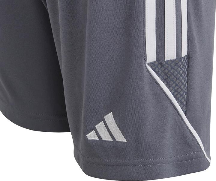 Actual product image adidas Children's shorts Tiro 23 League gray IB8102 (116cm) (116)