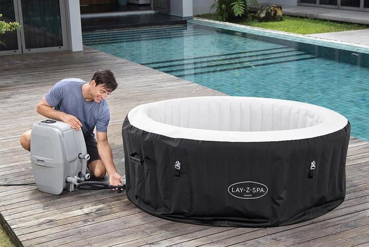 Produktbild Bestway Lay-Z-Spa Miami AirJet (4 Pers.)
