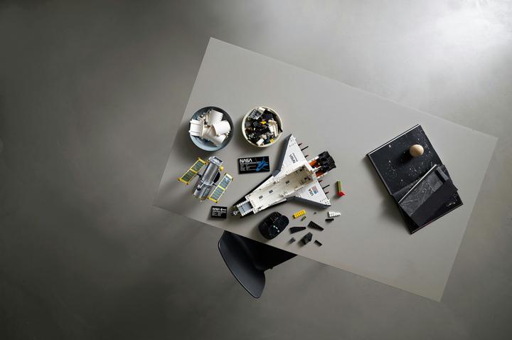 Produktbild LEGO NASA-Spaceshuttle Discovery (10283, LEGO Seltene Sets)