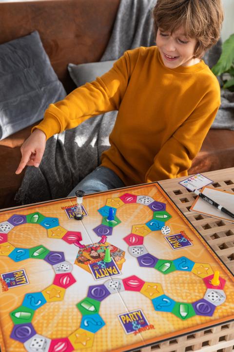 Produktbild Jumbo 19865 - Party & Co. Junior, Partyspiel, für 4-20 Spieler, ab 8 Jahren (DE-Ausgabe) (Deutsch)