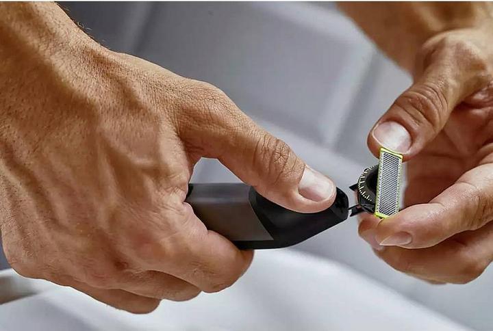 Immagine prodotto Philips OneBlade Pro 360 Viso + Corpo