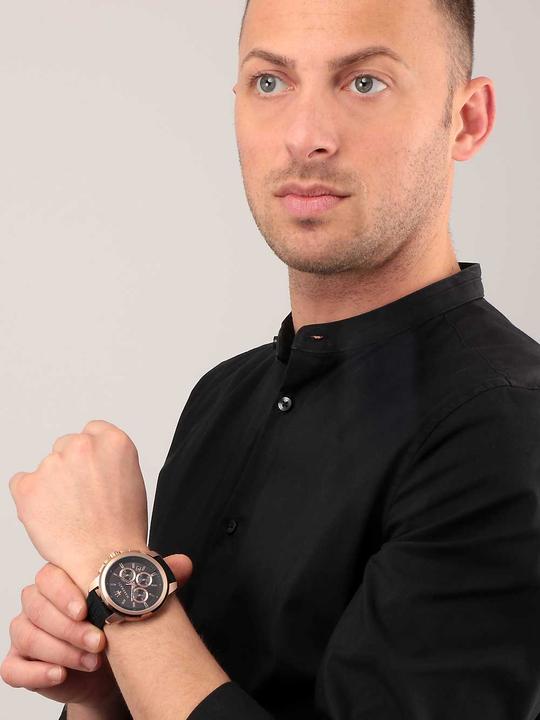 Actual product image Maserati Successo (Chronograph, 44 mm)