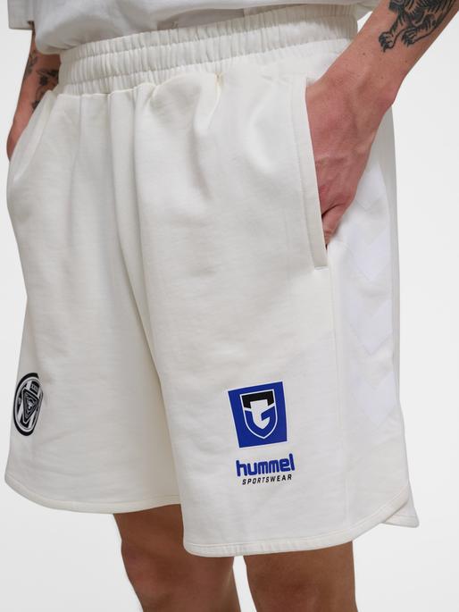 Actual product image hummel Hmloversized Shorts Gamba (M)