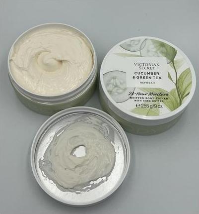 Image du produit Victoria's Secret Beurre corporel fouetté à la courge et au thé vert 9 ounces (Crème pour le corps, 9 ml)